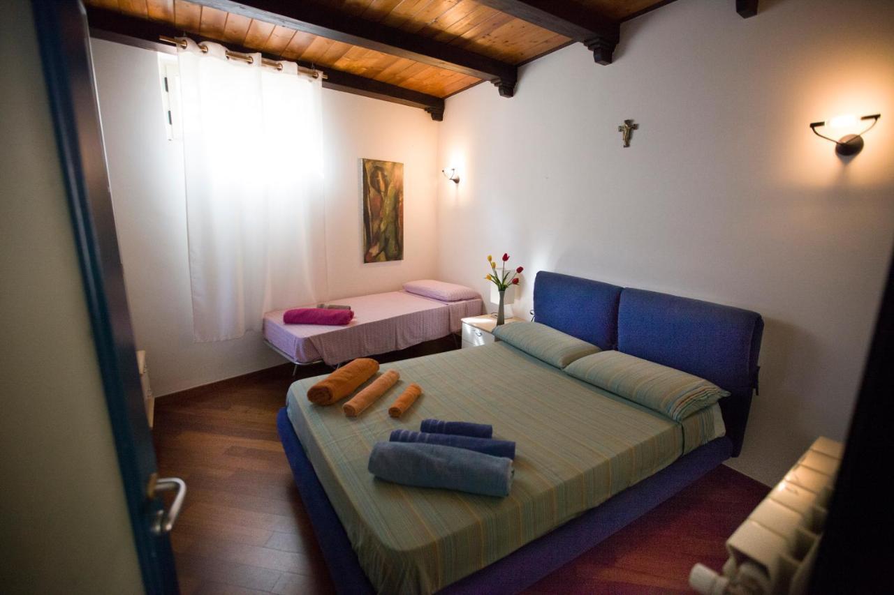 Villa Sopra La Piazza Agira Esterno foto