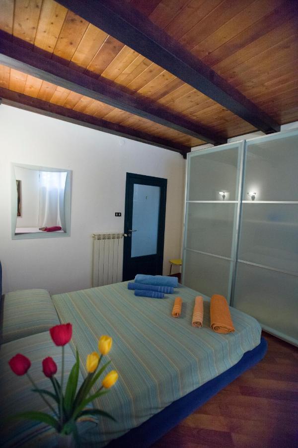 Villa Sopra La Piazza Agira Esterno foto